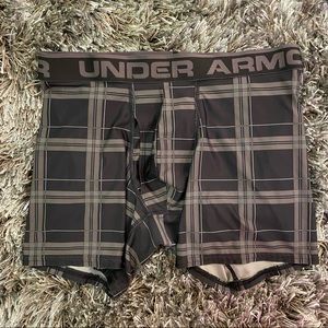 Under Armour Boxer Briefs Size M